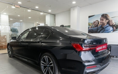 BMW 7 серия, 2021 год, 5 890 000 рублей, 6 фотография