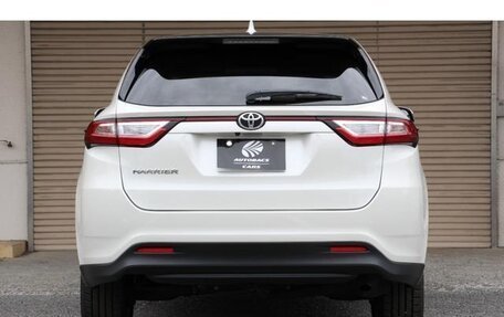 Toyota Harrier, 2019 год, 2 185 000 рублей, 6 фотография