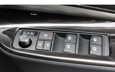 Toyota Harrier, 2019 год, 2 185 000 рублей, 23 фотография