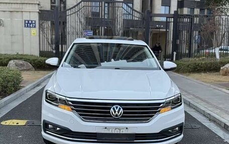 Volkswagen Lavida, 2021 год, 1 230 000 рублей, 2 фотография