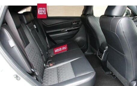 Toyota Harrier, 2019 год, 2 185 000 рублей, 30 фотография