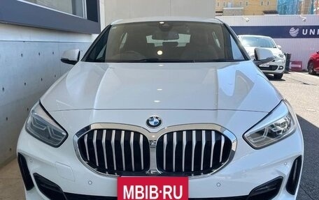 BMW 1 серия, 2020 год, 1 405 000 рублей, 13 фотография