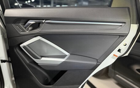 Audi Q3, 2023 год, 3 100 000 рублей, 15 фотография