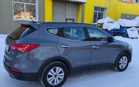 Hyundai Santa Fe III рестайлинг, 2015 год, 1 700 000 рублей, 3 фотография