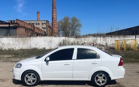 Chevrolet Aveo III, 2011 год, 350 000 рублей, 2 фотография
