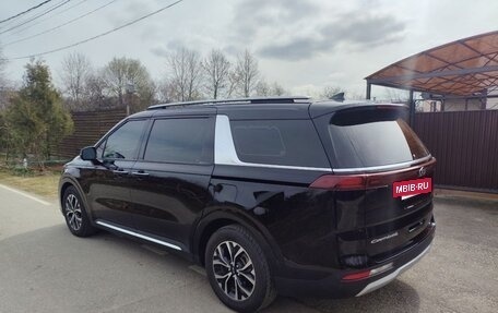 KIA Carnival, 2020 год, 3 900 000 рублей, 5 фотография