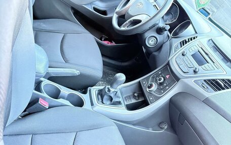 Hyundai Elantra V, 2014 год, 1 200 000 рублей, 13 фотография