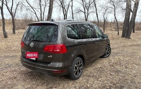 Volkswagen Sharan II, 2015 год, 1 800 000 рублей, 3 фотография