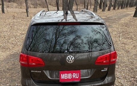 Volkswagen Sharan II, 2015 год, 1 800 000 рублей, 6 фотография