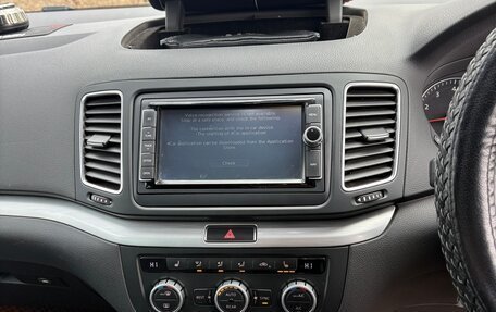 Volkswagen Sharan II, 2015 год, 1 800 000 рублей, 16 фотография