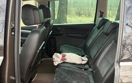 Volkswagen Sharan II, 2015 год, 1 800 000 рублей, 25 фотография