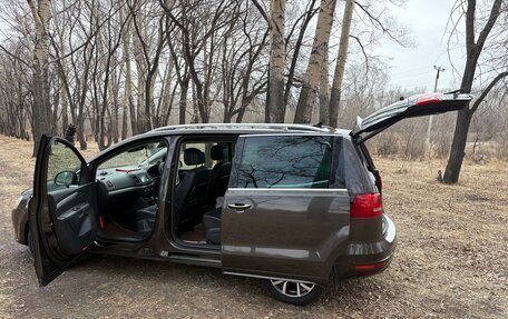 Volkswagen Sharan II, 2015 год, 1 800 000 рублей, 27 фотография