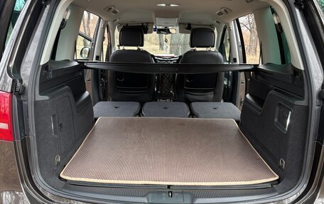 Volkswagen Sharan II, 2015 год, 1 800 000 рублей, 40 фотография