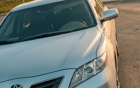 Toyota Camry, 2008 год, 950 000 рублей, 4 фотография