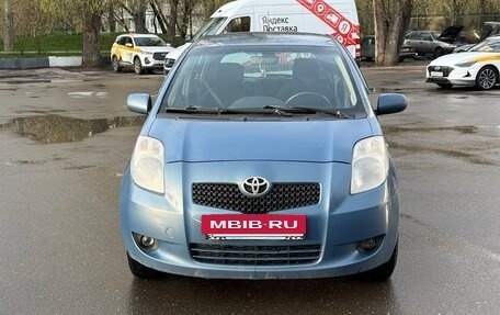 Toyota Yaris III рестайлинг, 2008 год, 650 000 рублей, 8 фотография