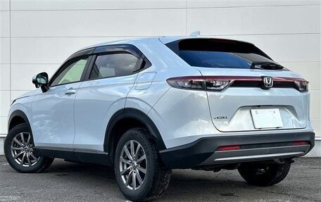 Honda Vezel, 2023 год, 1 784 000 рублей, 6 фотография