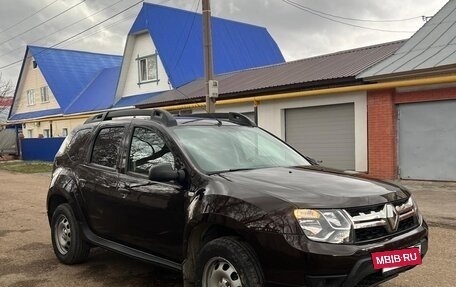 Renault Duster I рестайлинг, 2017 год, 1 300 000 рублей, 4 фотография