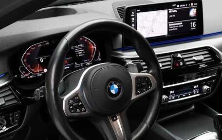 BMW 5 серия, 2021 год, 5 499 000 рублей, 8 фотография