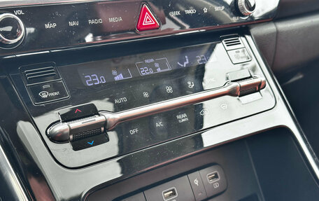 KIA Carnival, 2021 год, 3 520 000 рублей, 18 фотография