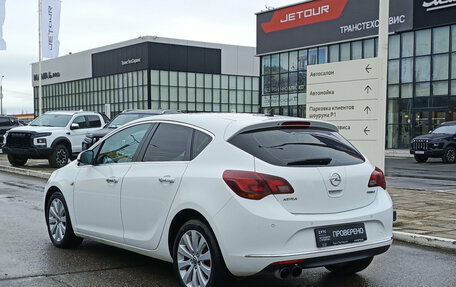 Opel Astra J, 2012 год, 870 000 рублей, 11 фотография