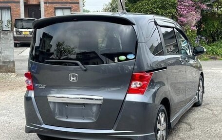 Honda Freed I, 2010 год, 685 000 рублей, 5 фотография