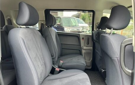 Honda Freed I, 2010 год, 685 000 рублей, 13 фотография