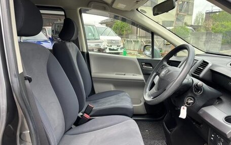 Honda Freed I, 2010 год, 685 000 рублей, 18 фотография