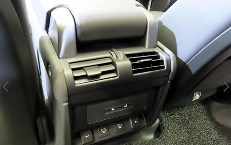 Land Rover Defender II, 2023 год, 7 500 013 рублей, 17 фотография