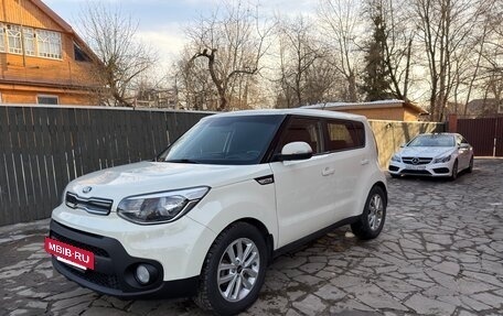 KIA Soul II рестайлинг, 2017 год, 1 160 000 рублей, 3 фотография