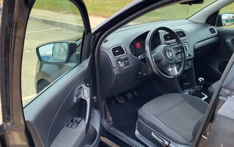 Volkswagen Polo VI (EU Market), 2013 год, 450 000 рублей, 14 фотография