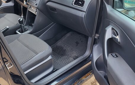 Volkswagen Polo VI (EU Market), 2013 год, 450 000 рублей, 16 фотография