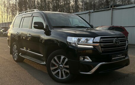 Toyota Land Cruiser 200, 2016 год, 5 299 000 рублей, 1 фотография