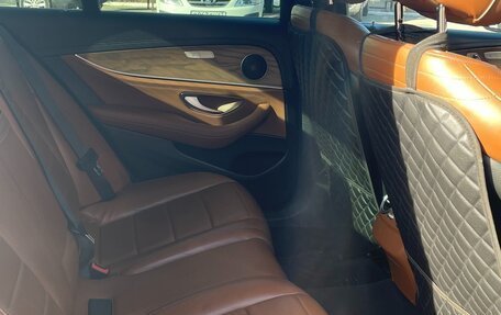 Mercedes-Benz E-Класс, 2017 год, 2 850 000 рублей, 9 фотография