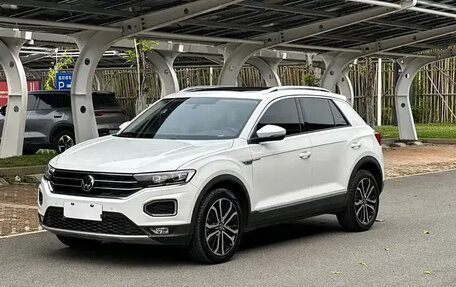 Volkswagen T-Roc I, 2022 год, 2 050 007 рублей, 1 фотография