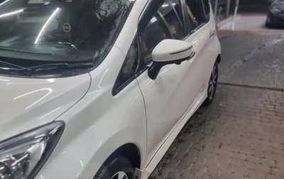 Nissan Note II рестайлинг, 2015 год, 900 000 рублей, 1 фотография