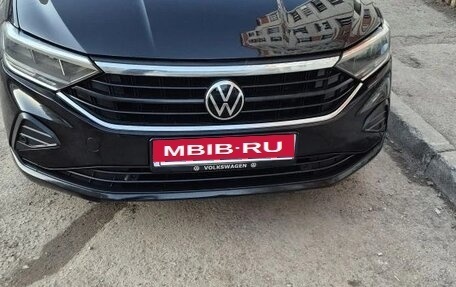 Volkswagen Polo VI (EU Market), 2021 год, 1 590 000 рублей, 1 фотография