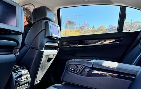 BMW 7 серия, 2010 год, 2 490 000 рублей, 13 фотография