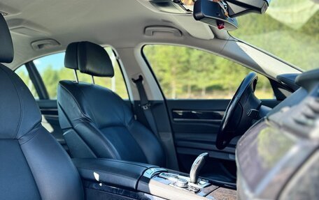 BMW 7 серия, 2010 год, 2 490 000 рублей, 19 фотография