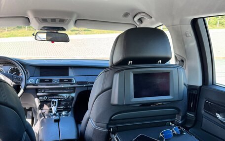 BMW 7 серия, 2010 год, 2 490 000 рублей, 28 фотография