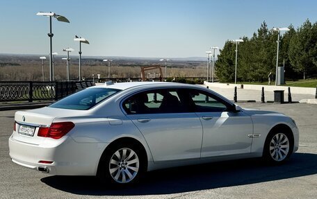 BMW 7 серия, 2010 год, 2 490 000 рублей, 34 фотография