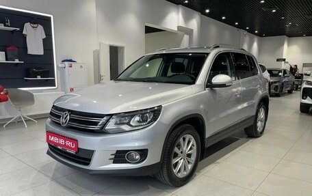 Volkswagen Tiguan I, 2011 год, 1 549 000 рублей, 1 фотография