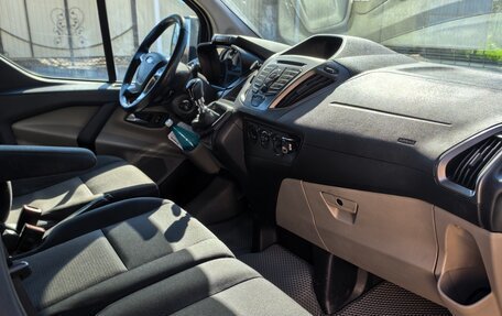 Ford Tourneo Custom I рестайлинг, 2014 год, 2 200 000 рублей, 18 фотография