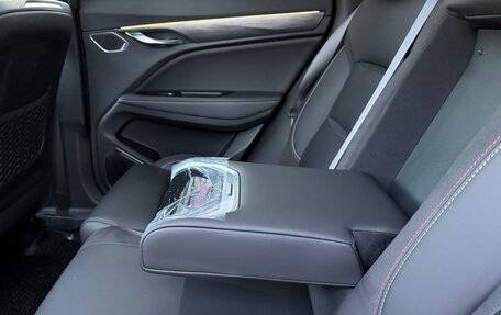 Geely Tugella FY11, 2024 год, 3 430 000 рублей, 30 фотография