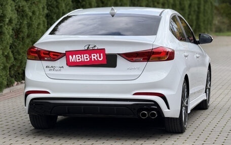 Hyundai Elantra VI рестайлинг, 2018 год, 1 100 000 рублей, 4 фотография