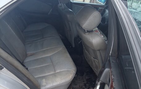 Mercedes-Benz E-Класс, 1996 год, 250 000 рублей, 6 фотография