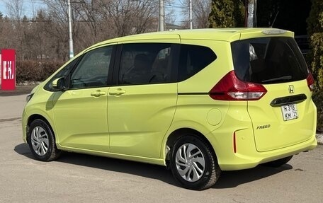 Honda Freed II, 2018 год, 1 420 000 рублей, 9 фотография