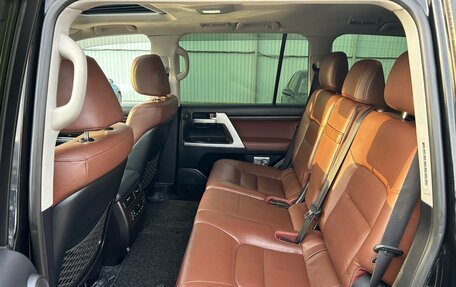 Toyota Land Cruiser 200, 2016 год, 5 299 000 рублей, 12 фотография