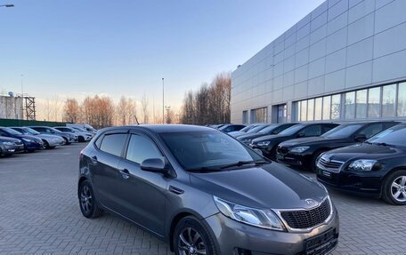 KIA Rio III рестайлинг, 2012 год, 700 000 рублей, 2 фотография