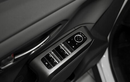 Toyota RAV4, 2026 год, 4 800 000 рублей, 17 фотография