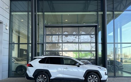 Toyota RAV4, 2024 год, 3 790 000 рублей, 5 фотография